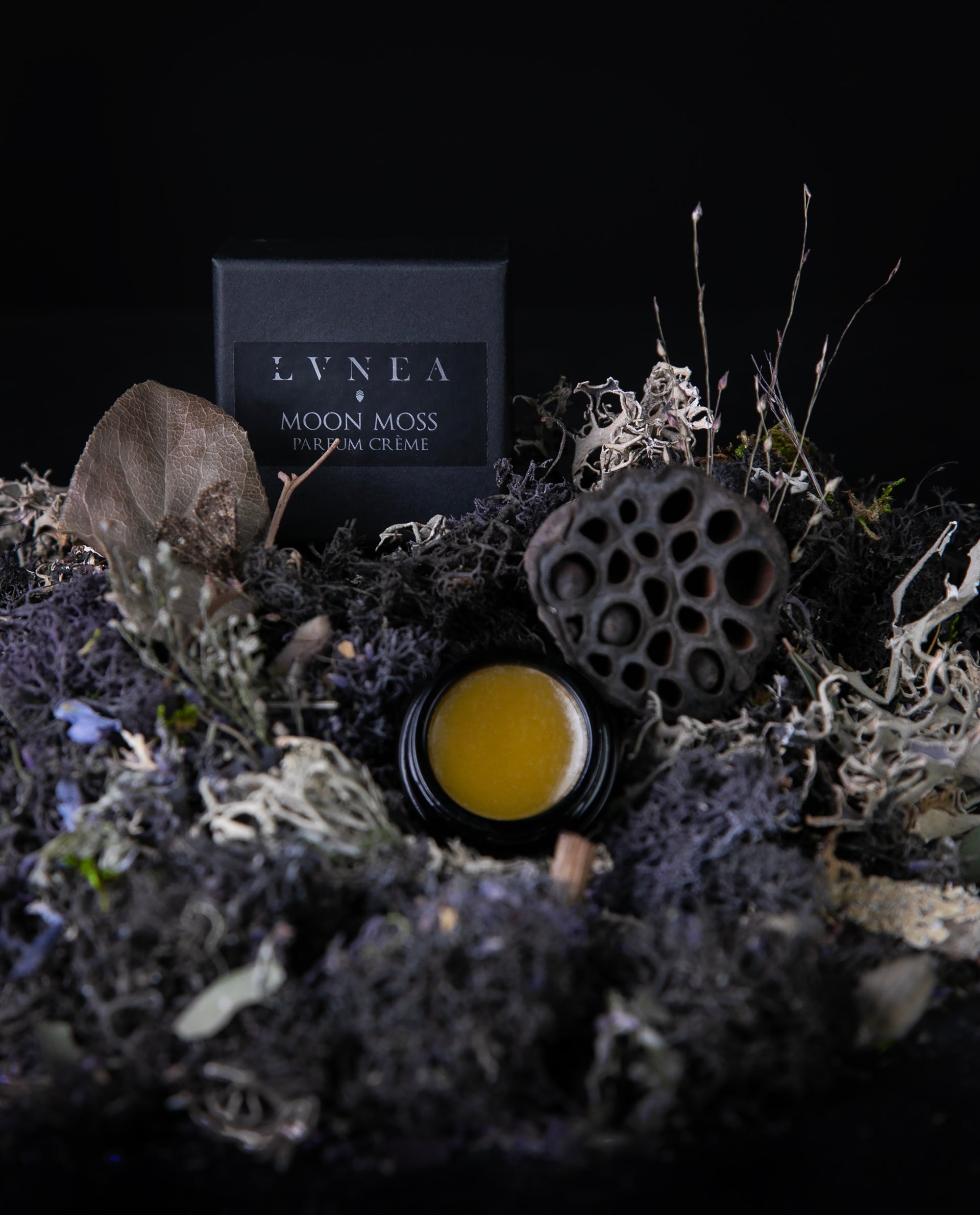 MOON MOSS | Parfum Crème - moonlit lavender, geranium leaf, and oakmos
