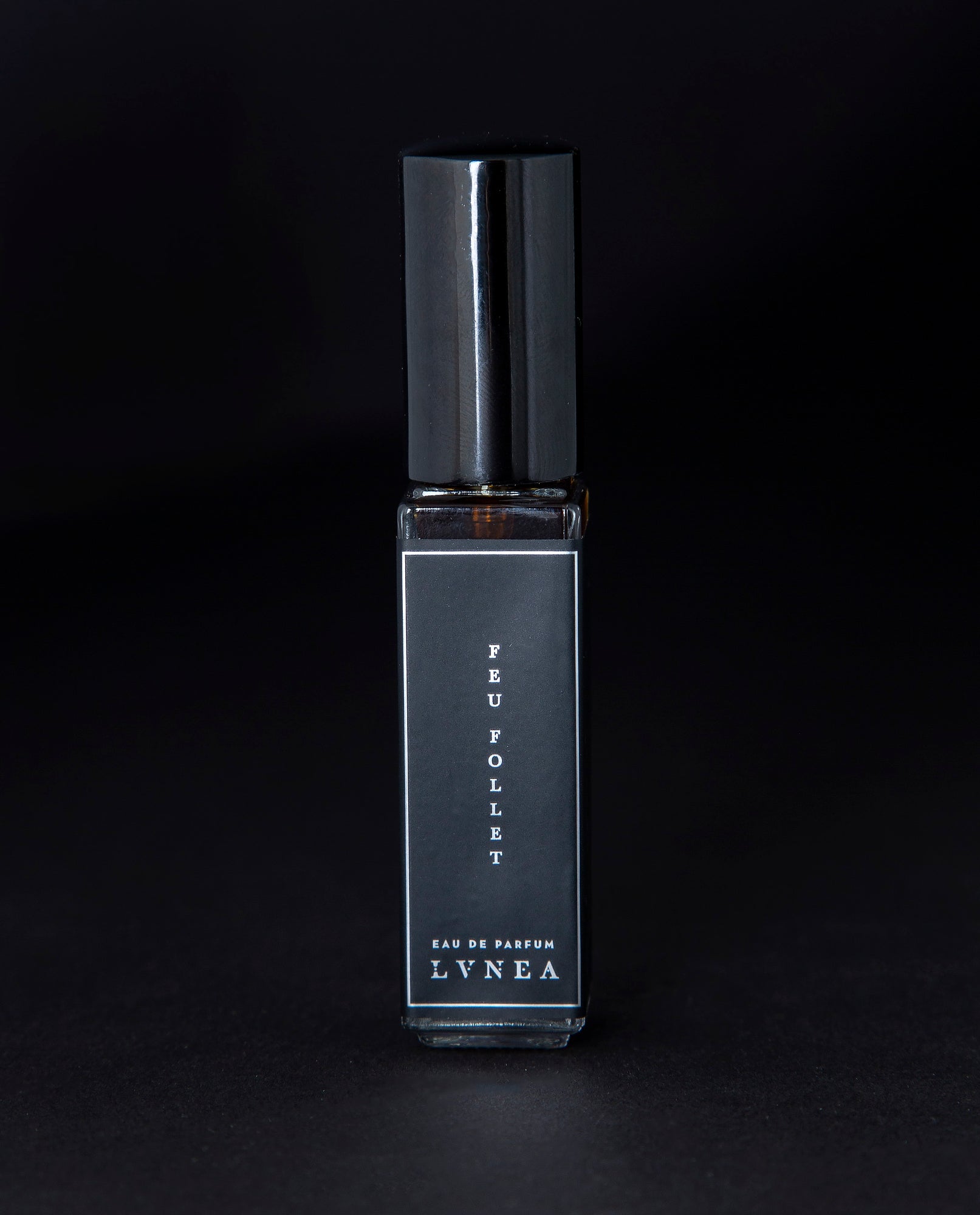 FEU FOLLET | Eau de Parfum - smoke, wood, balsam, pine tar – Lvnea Perfume