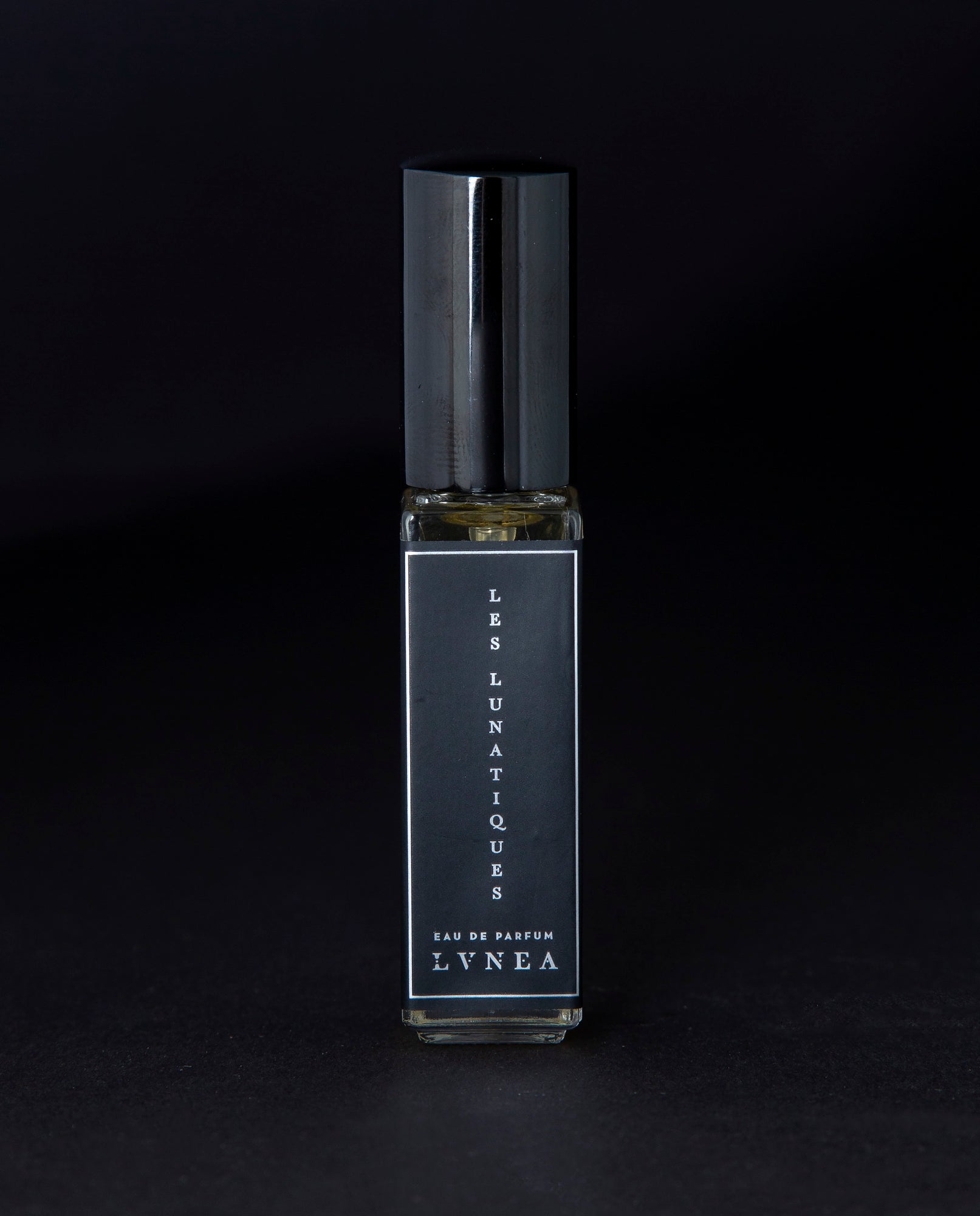 LES LUNATIQUES  Eau de Parfum - wormwood, copal, musk, sandalwood – Lvnea  Perfume