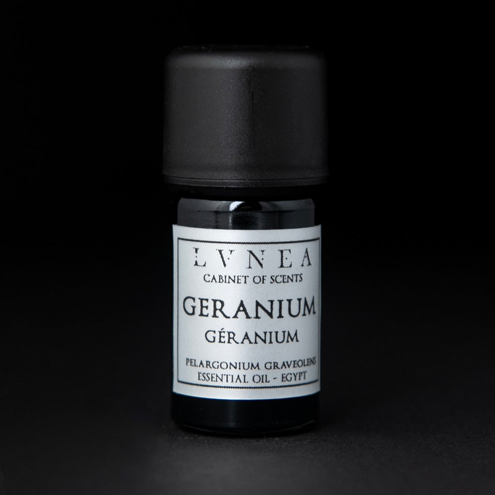 5ml black glass bottle of LVNEA's geranium essential oil.