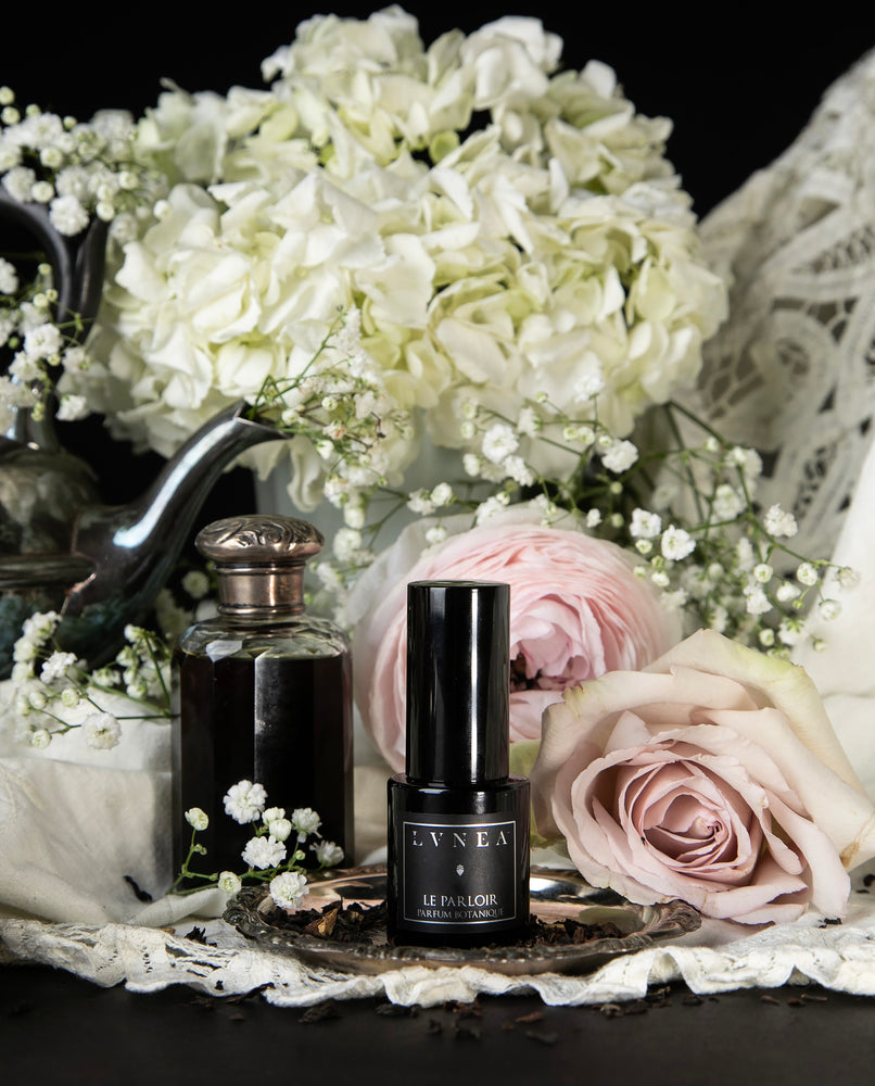 LE PARLOIR | Limited Return Eau de Parfum - magnolia, osmanthus, black tea